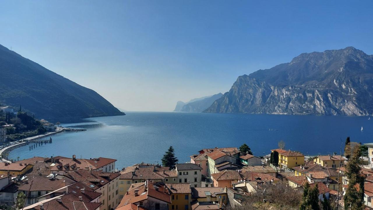 Sam&Sun Apartment Torbole Sul Garda Exterior photo